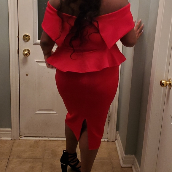 Women's Plus Size 2X Red Top & Skirt Set - Picture 5 of 5